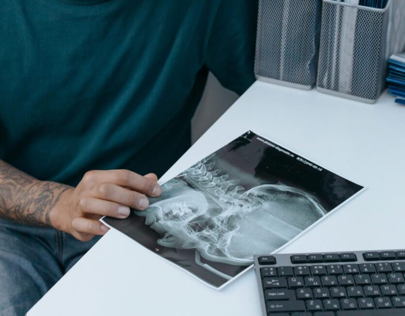 pexels-cottonbro-6502028